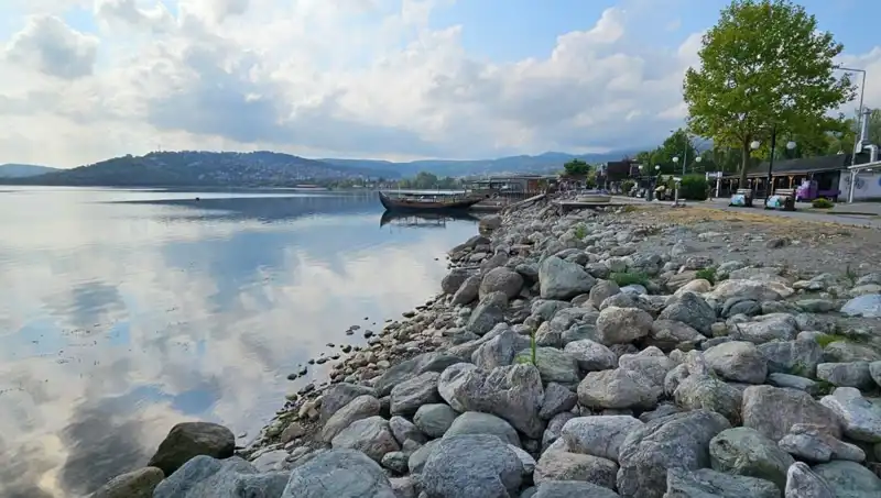Sapanca Gölü'nde Su Seviyesi Düşüyor: Çevresel Etkiler ve Çözüm Önerileri