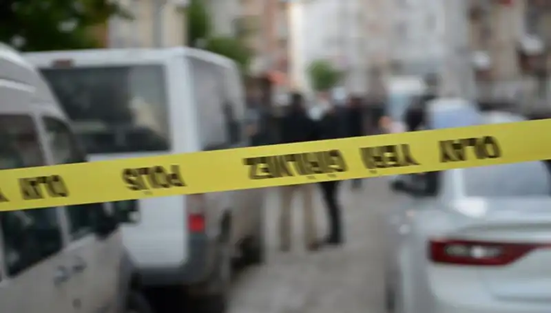 Satır ve Bıçaklı Kavga: Can Alıcı Çatışmada 1 Kişi Öldü, 1 Kişi Yaralandı