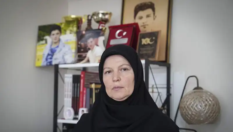 15 Temmuz Şehidi Mahir Ayabak'ın Annesinin Yürek Burkan Acısı