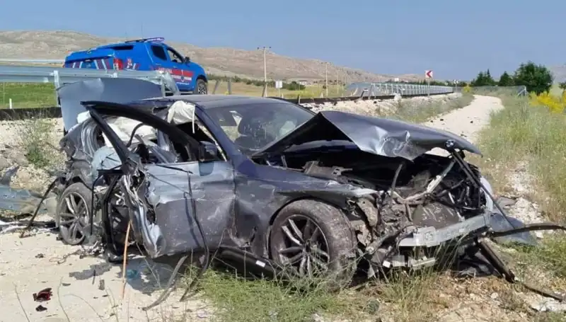 Sivas’ta Şok Trafik Kazaları: 9 Kişi Yaralandı
