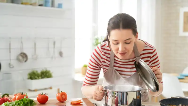 Yemek Hazırlarken Yapılan Ölümcül Hata: Uzmanlar Uyarıyor