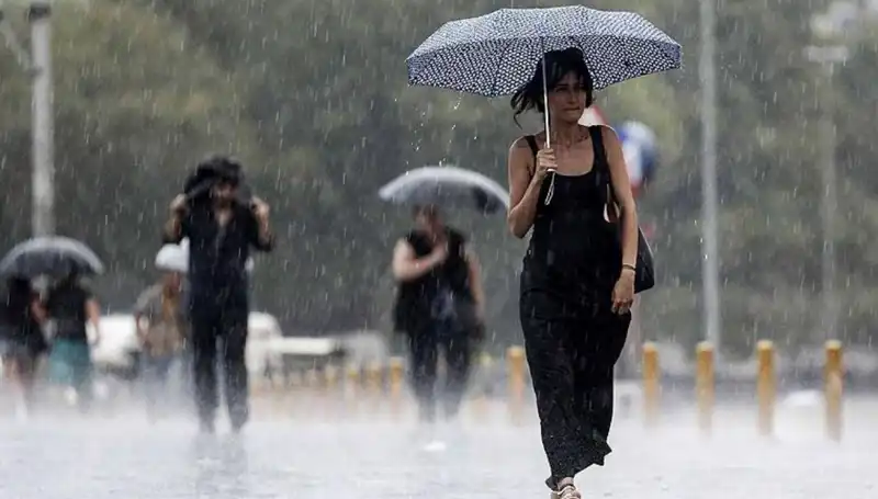 Meteoroloji Açıkladı: İstanbul ve Ankara'da Sağanak Yağış Kapıda!