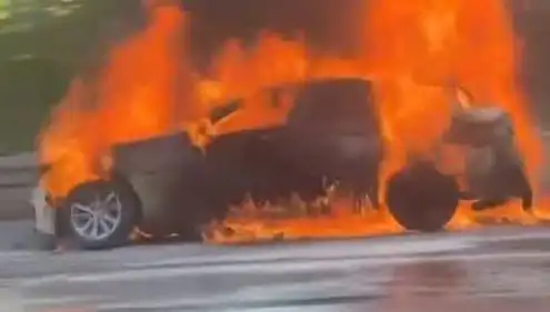 15 Temmuz Şehitler Köprüsü'nde Yangın Korkuttu: Trafik Durma Noktasına Geldi