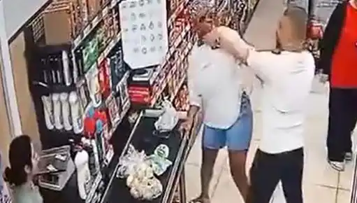 Markette Korkutan Olay: Çocuk Önünde Kadına Saldırı Gerçekleşti