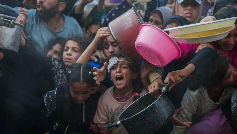 Gazze'de Acil Durum: Un Stokları Tükenince Açlık Krizi Patlak Verdi