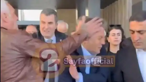 Özgür Özel, AKM Önünde Fiziksel Saldırıya Uğradı: Olayın Ayrıntıları Neler?