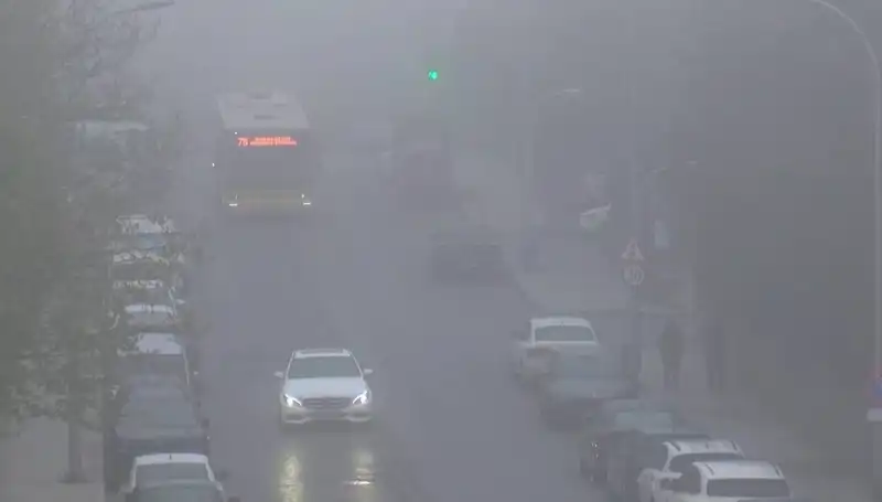 İstanbul'da Dikkat Çeken Sis Olayı: Görüş Mesafesi Düşüyor
