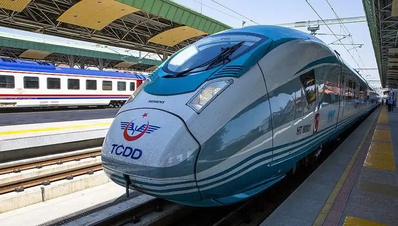 TCDD, 140 Yeni Tren Makinisti Alımında Başvuruları Bekliyor!