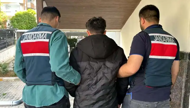 Türkiye'de Dolandırıcılık Operasyonunda 35 Kişi Tutuklandı