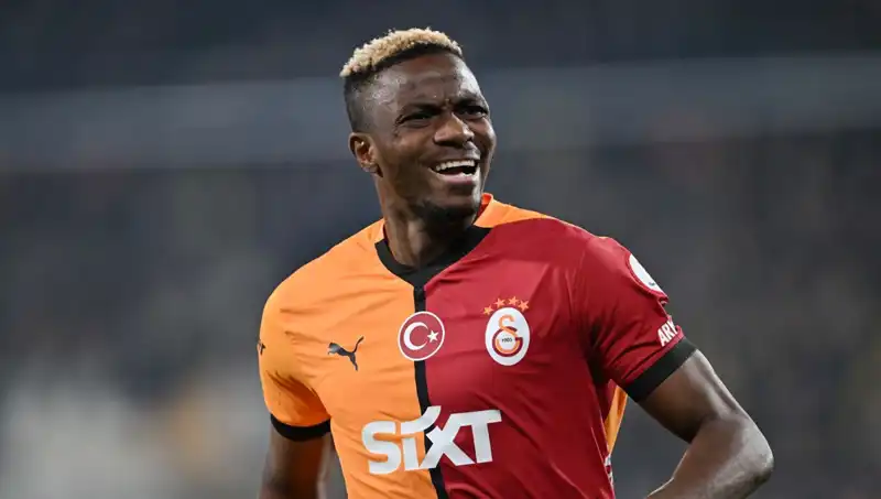 Osimhen İçin Sıra Dışı İddia: Yeni Kariyer Yolu Neresi Olacak?
