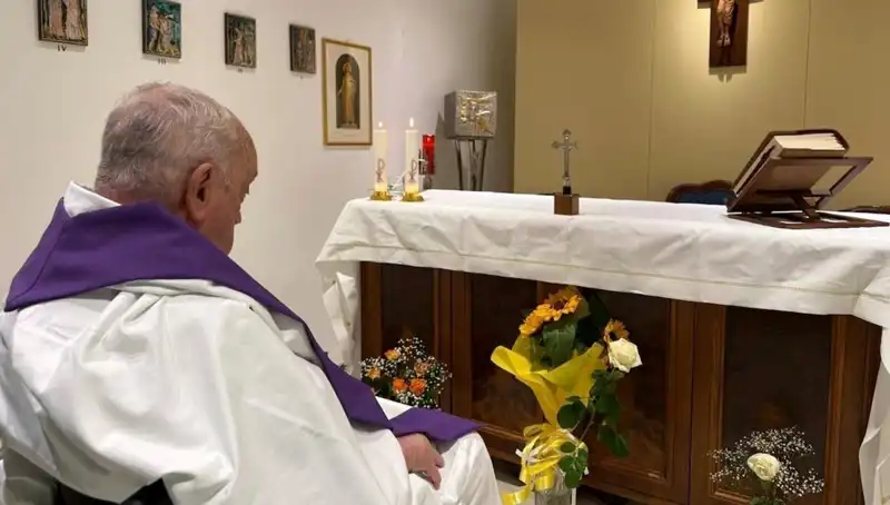 ** Vatikan'dan Gelen Kayıt Dışı Habercilik: Papa Artık Kendisiyle Daha İyi Nefes Alıyor**