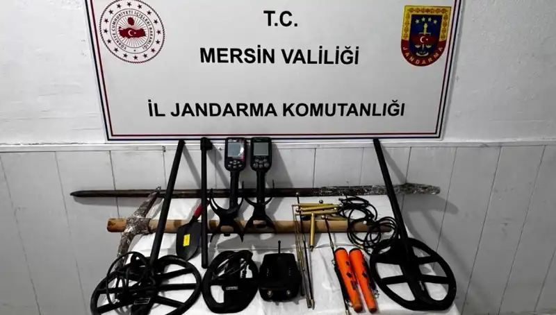 Kaçak Kazı Operasyonunda 5 Şahıs Gözaltına Alındı: Tarihi Eserler Ele Geçirildi