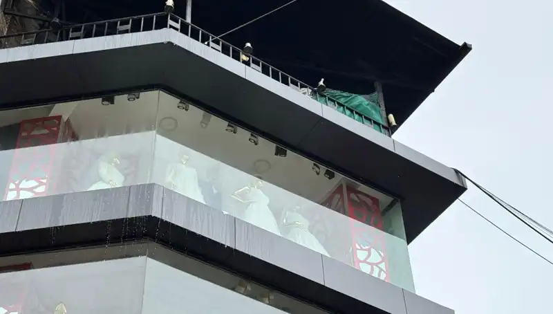 Giyim Mağazası Alevlere Teslim Oldu: Yangın Korkuttu