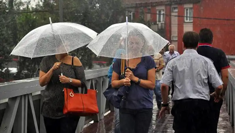 Sıcaklık ve Sağanak Yağış Alarmı: Yazın Sonuna Yaklaşırken Dikkat!