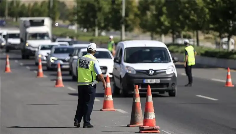 Tüneli Kapatan Konvoy: Nedenleri ve Sonuçları Neler?