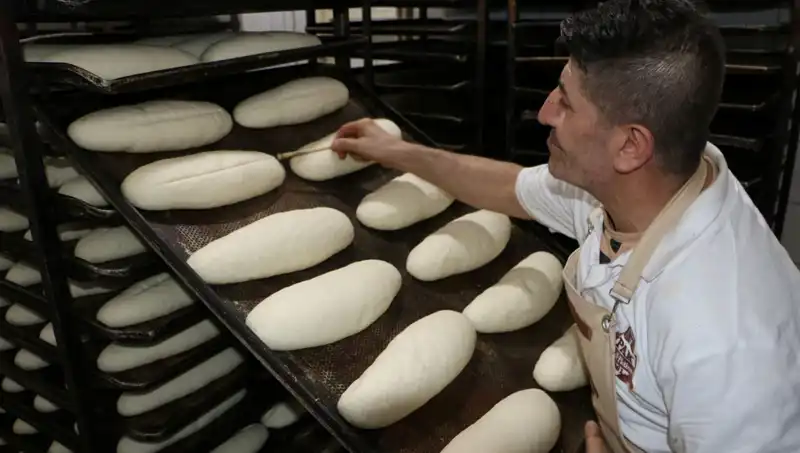 Zorlu Sıcaklıkta Mesai: 250 Derecelik Fırınların Önünde Hayata Dönüş Mücadelesi
