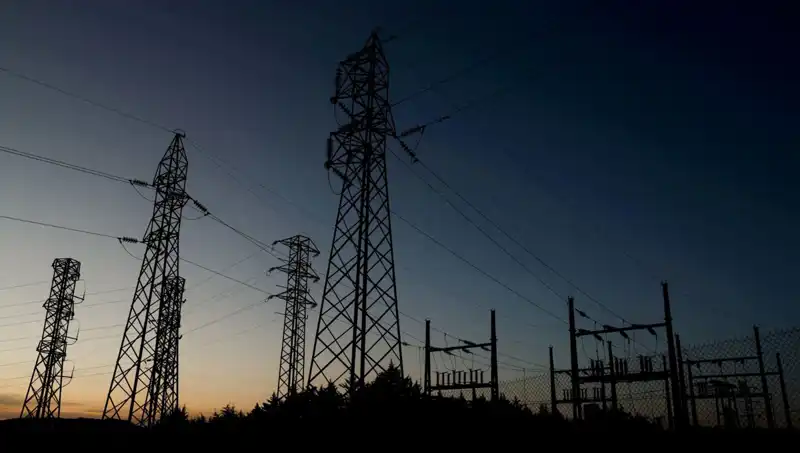 İzmir'in Bazı İlçelerinde Elektrik Kesintisi: Nedenleri ve Çözüm Süreci