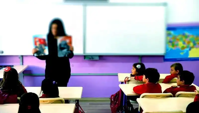 MEB Ücretli Öğretmenlik Başvuruları 2025: Süreç Nasıl İşleyecek?