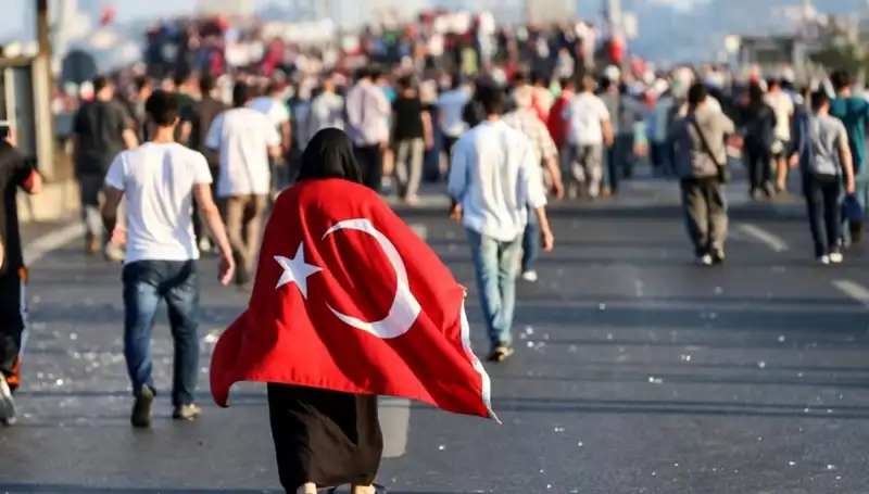 15 Temmuz Unutulmadı: Kabine Üyelerinden Çarpıcı Mesajlar